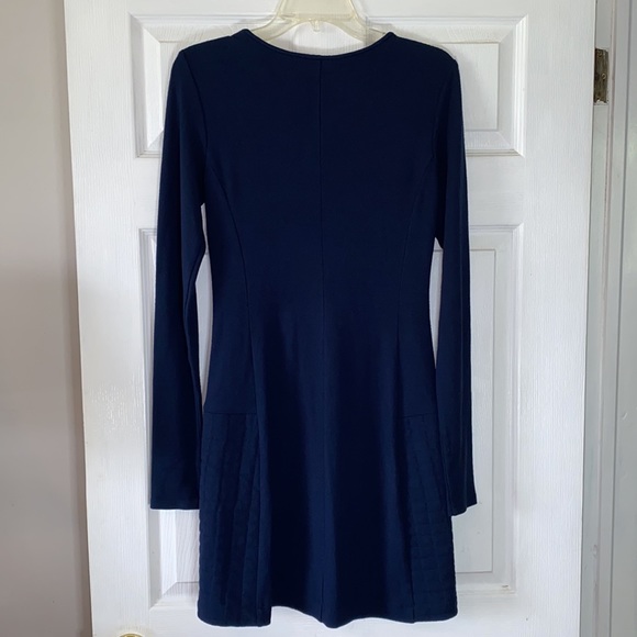 Theory Long Sleeve Quilted Dress - Picture 2 of 4